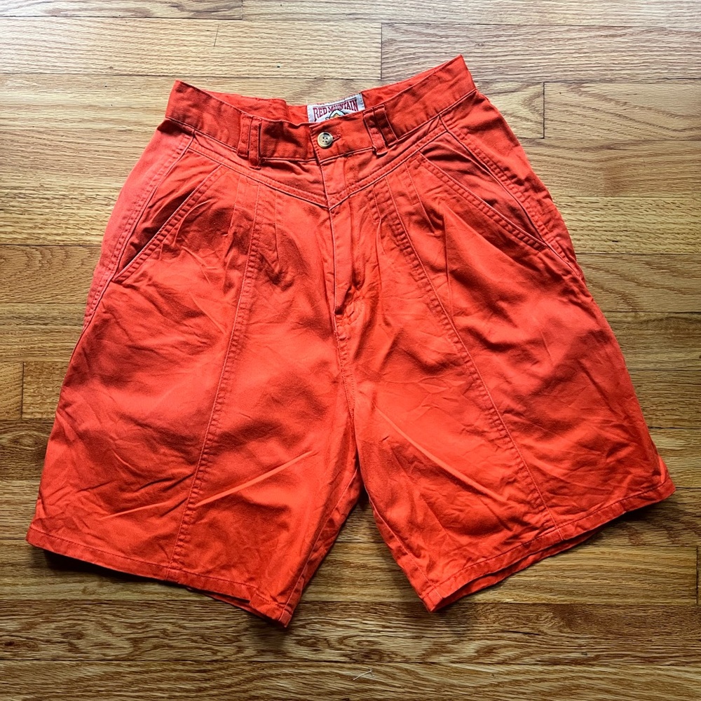 Vintage high waisted shorts | saffron
